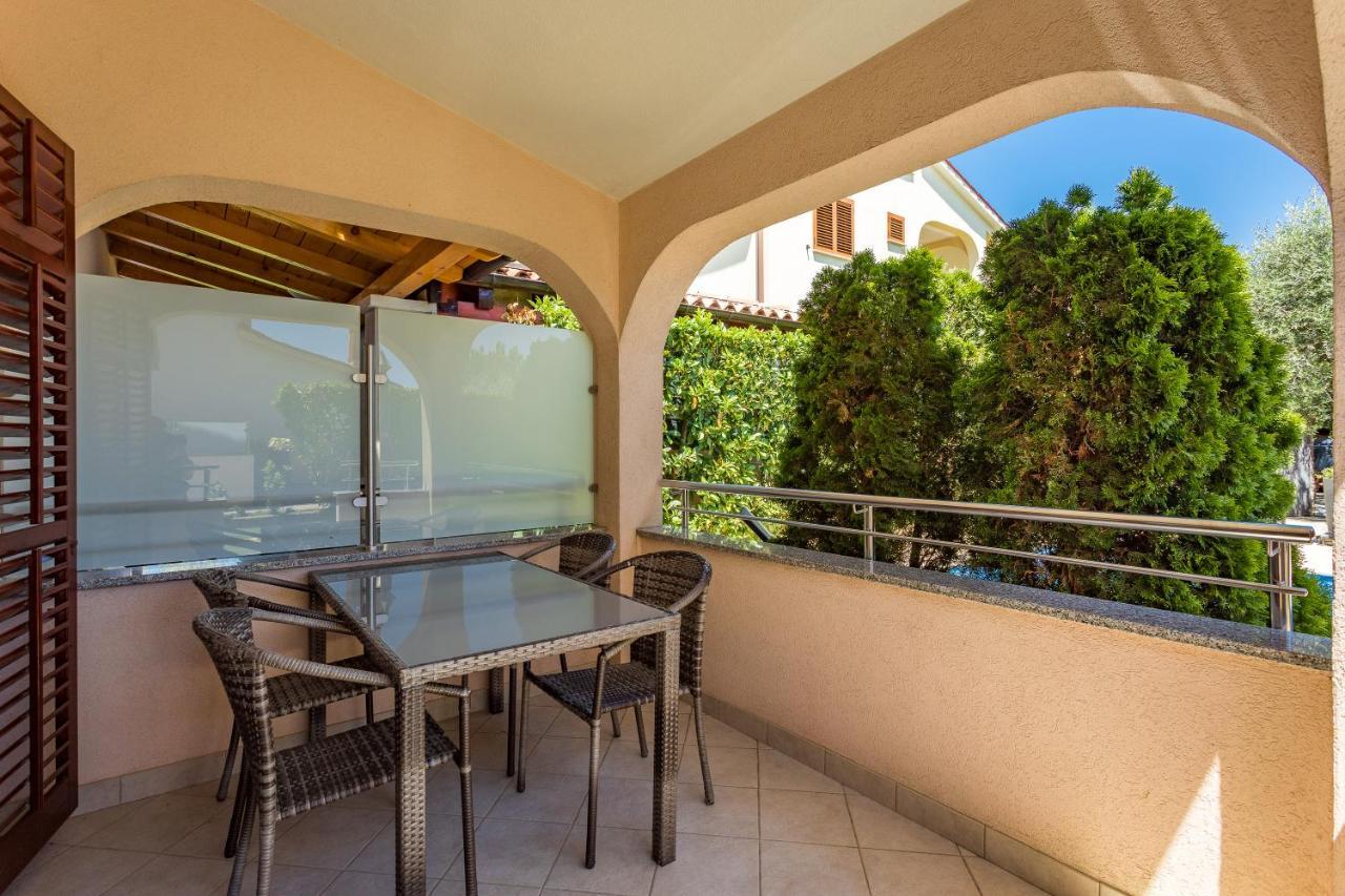 Apartmani Kazun - App1 Fažana Exterior foto